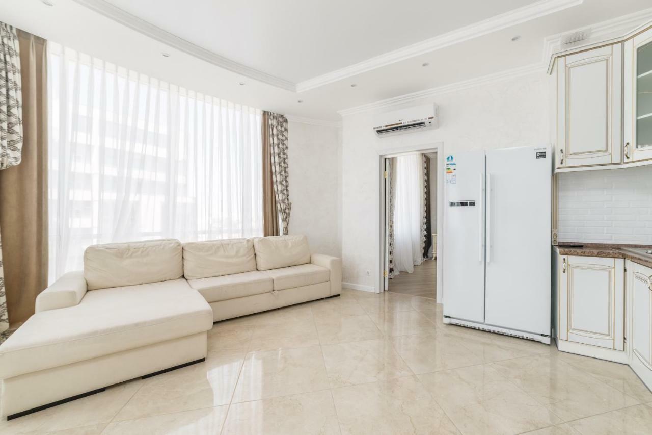 Vip Level Sea View Apartment オデッサ エクステリア 写真